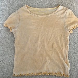 Extra small yellow cropped American Eagle T shirt